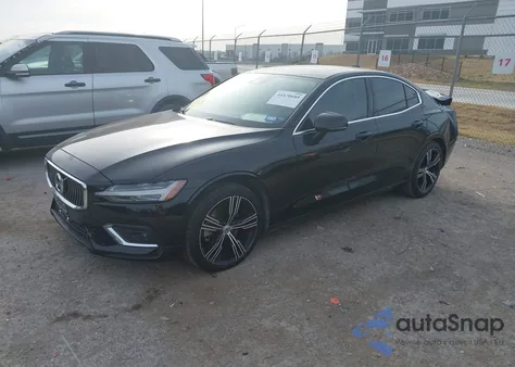 2020 Volvo S60 T5 Inscription z USA, uszkodzony, nr VIN 7JR102FL5LG060998